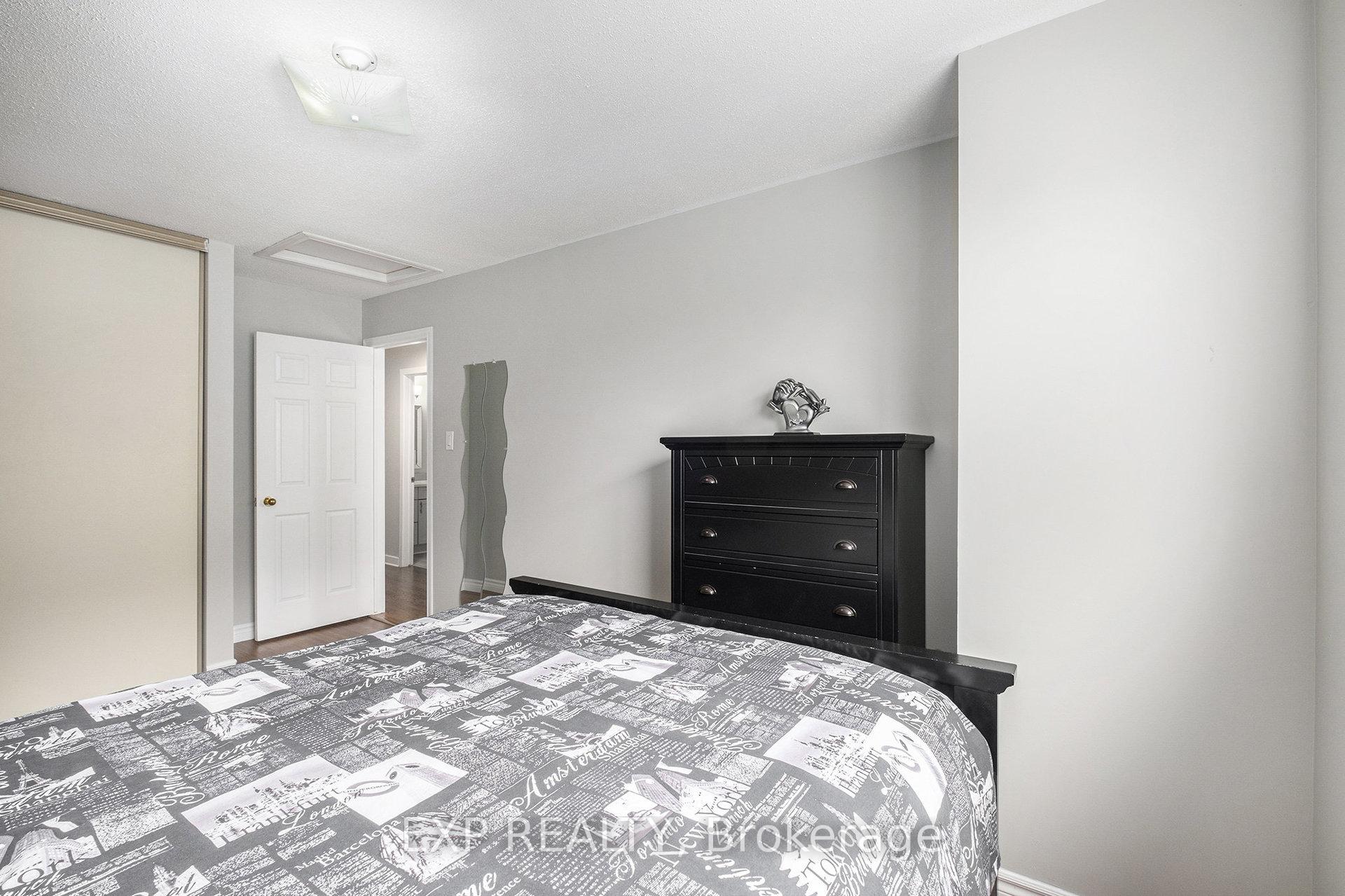 Photo 25 of 58 Raj Terrace, Ottawa, Hunt Club Park — HOMEH