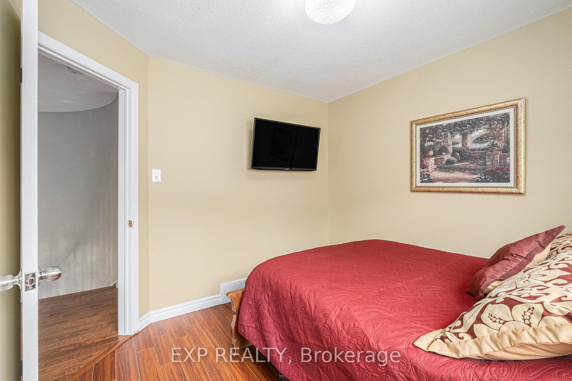 Photo 33 of 58 Raj Terrace, Ottawa, Hunt Club Park — HOMEH