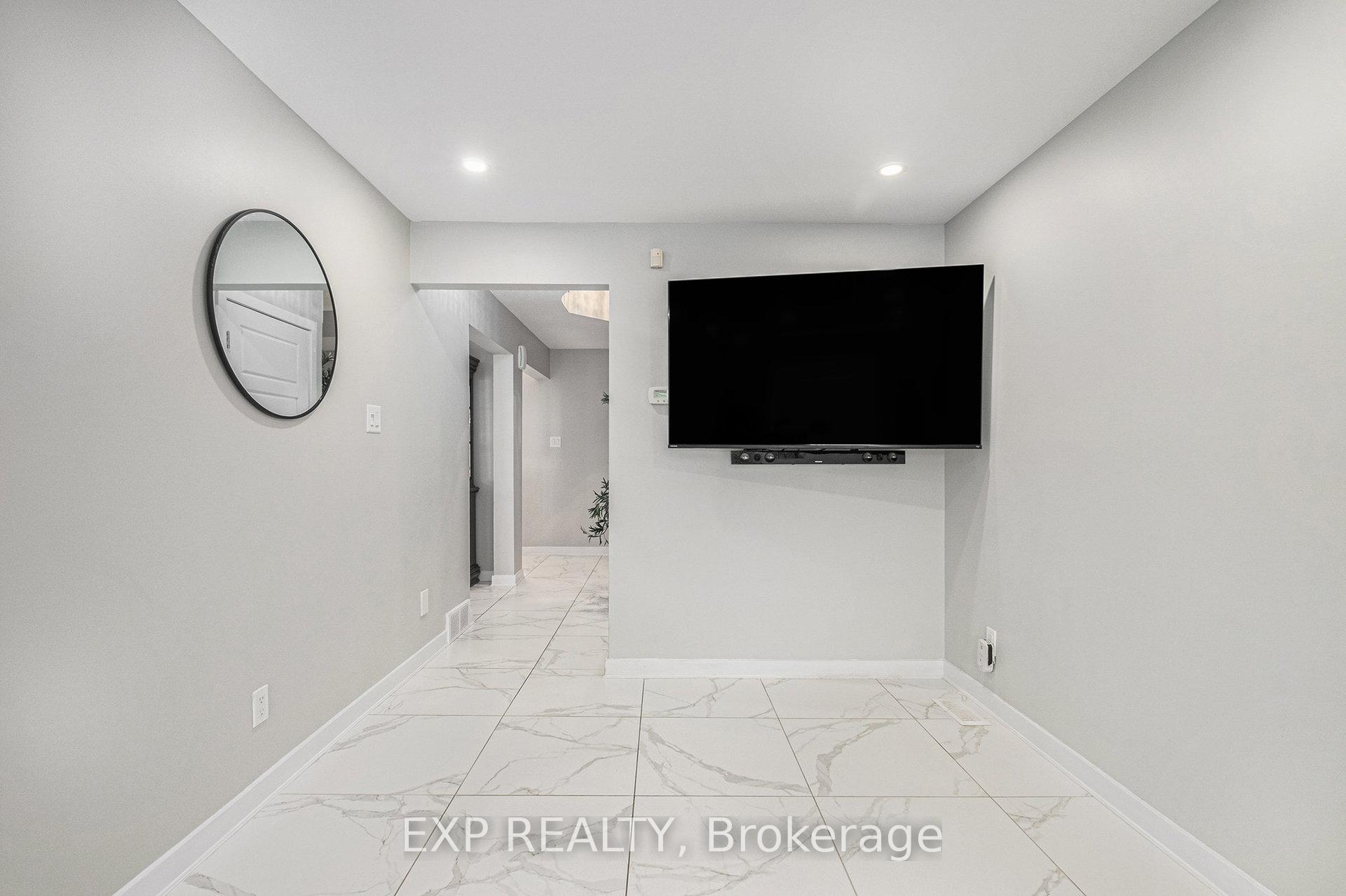Photo 34 of 58 Raj Terrace, Ottawa, Hunt Club Park — HOMEH