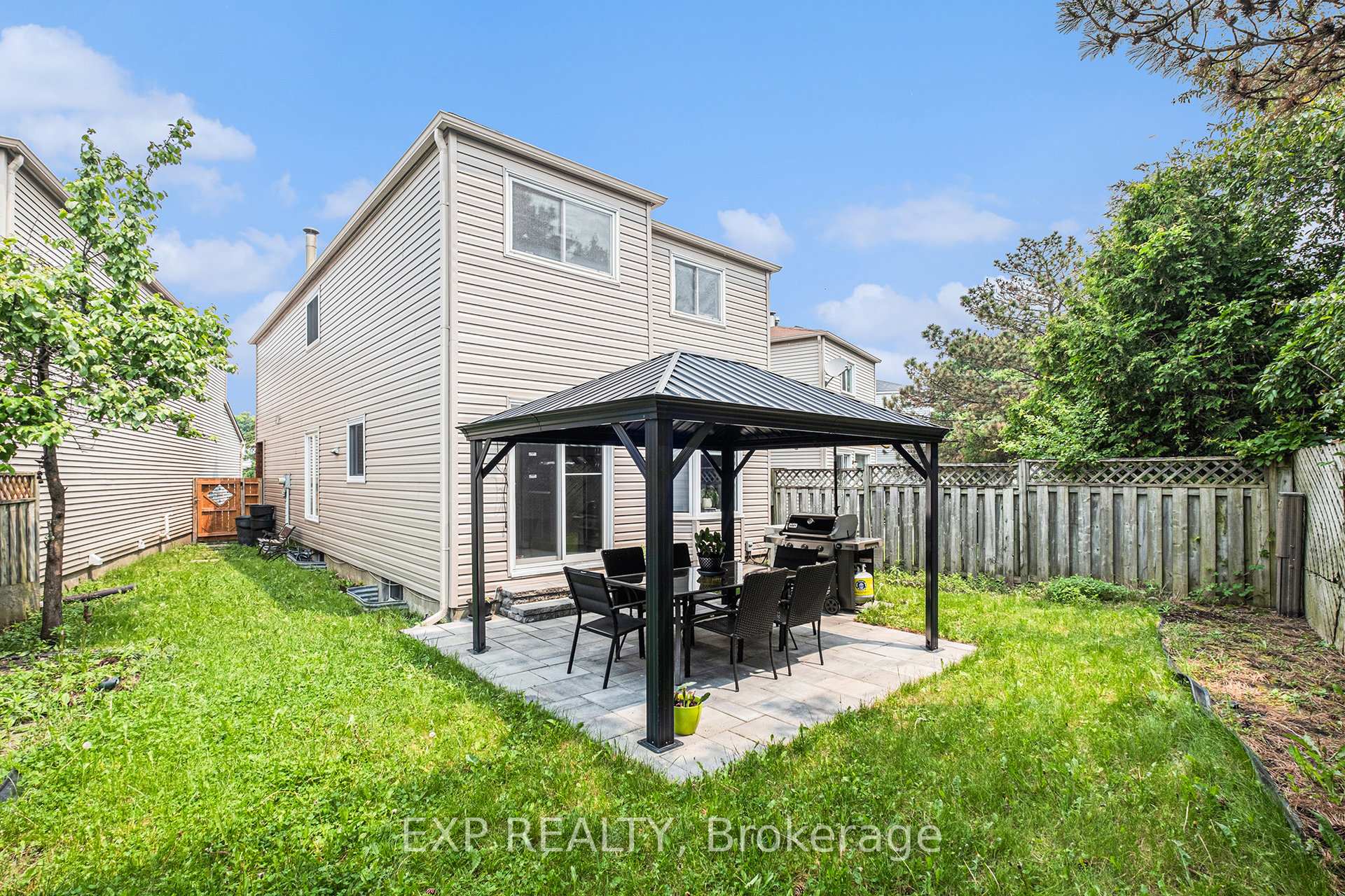 Photo 37 of 58 Raj Terrace, Ottawa, Hunt Club Park — HOMEH