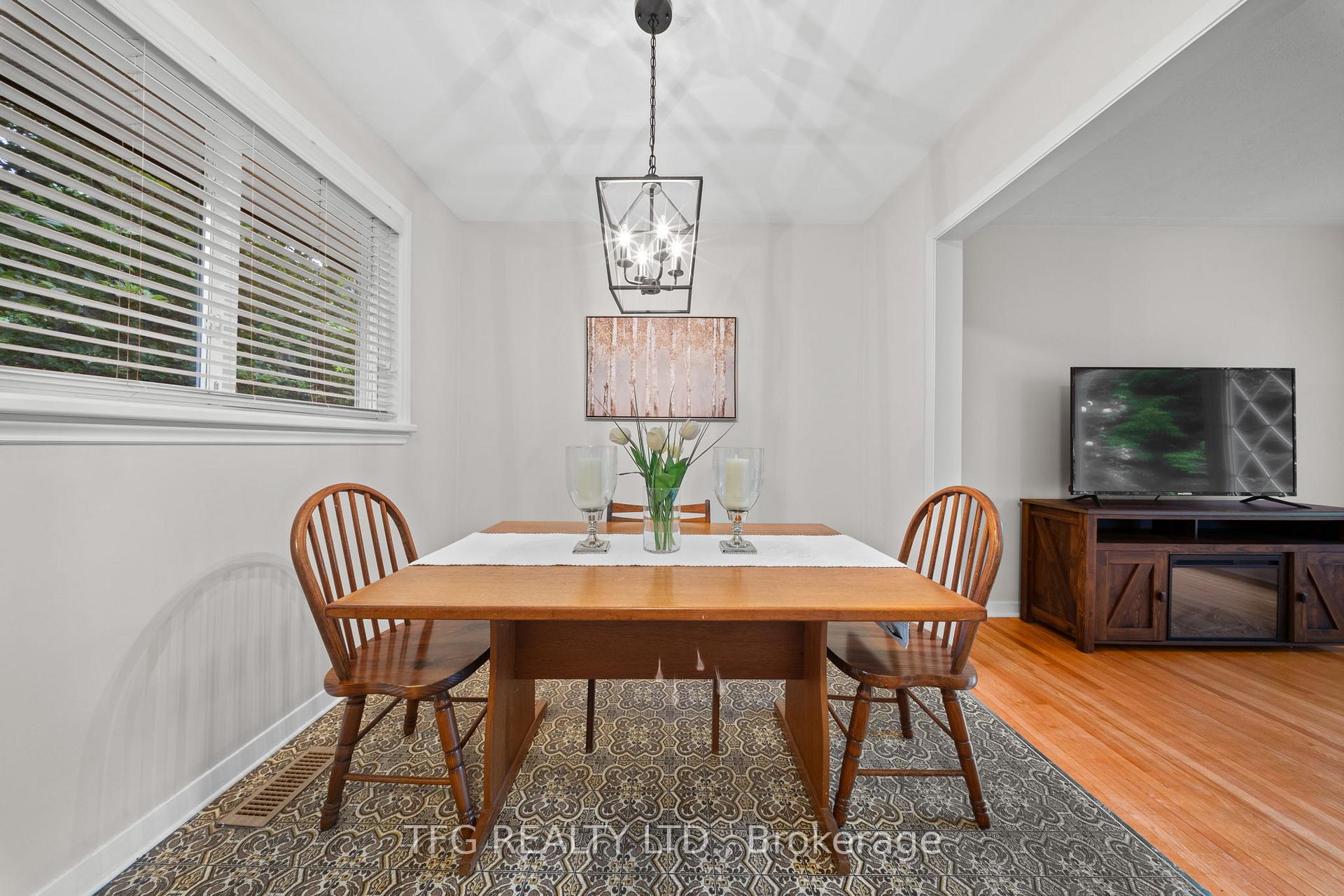Photo 5 of 1005 Everton Road, Midland — HOMEH