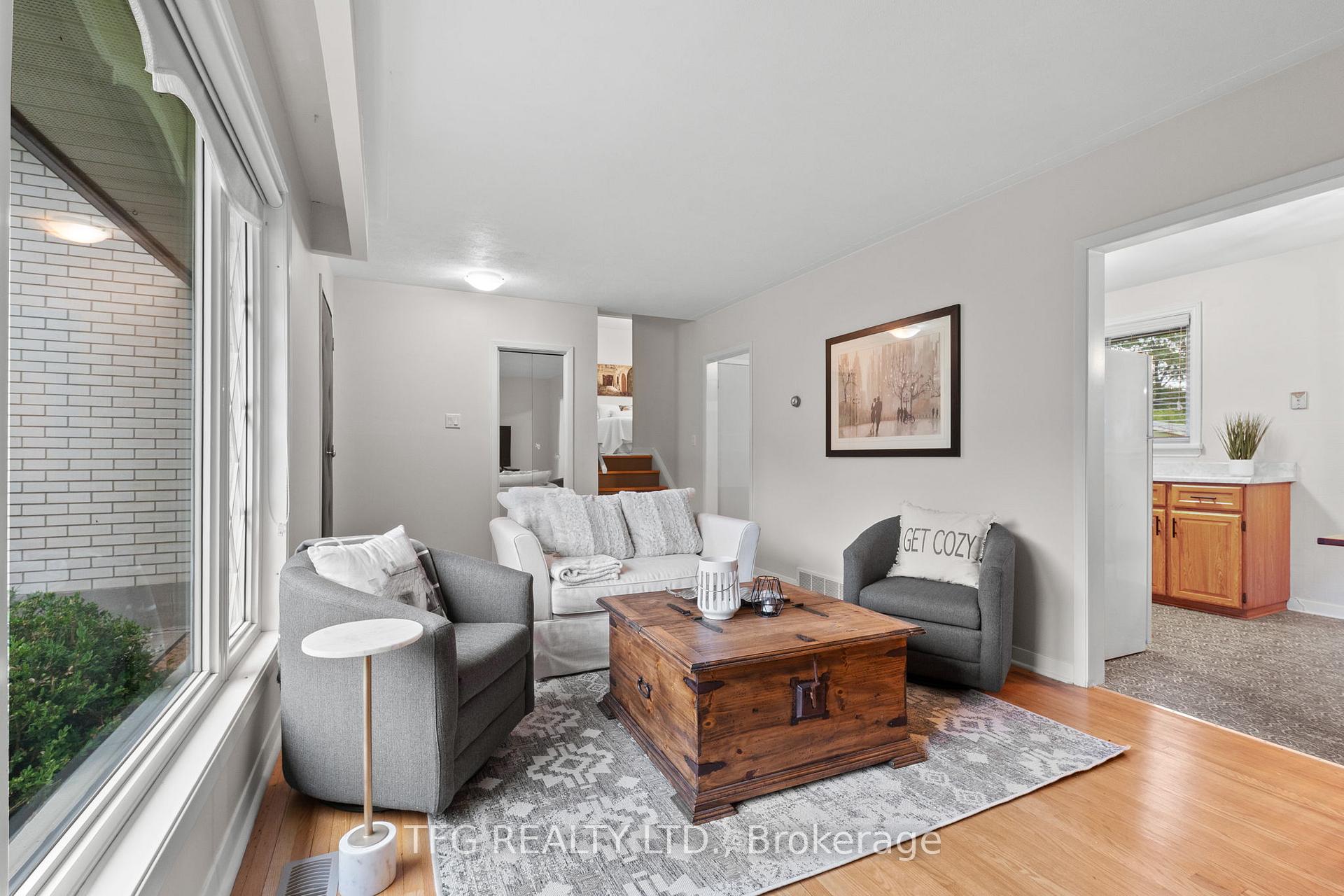 Photo 12 of 1005 Everton Road, Midland — HOMEH