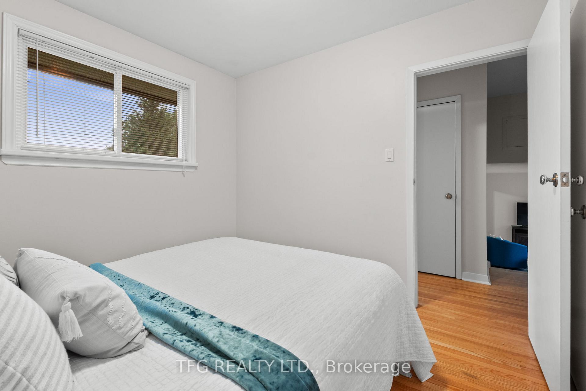 Photo 16 of 1005 Everton Road, Midland — HOMEH