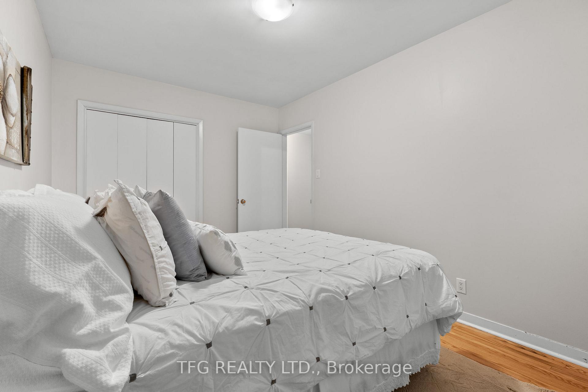 Photo 14 of 1005 Everton Road, Midland — HOMEH