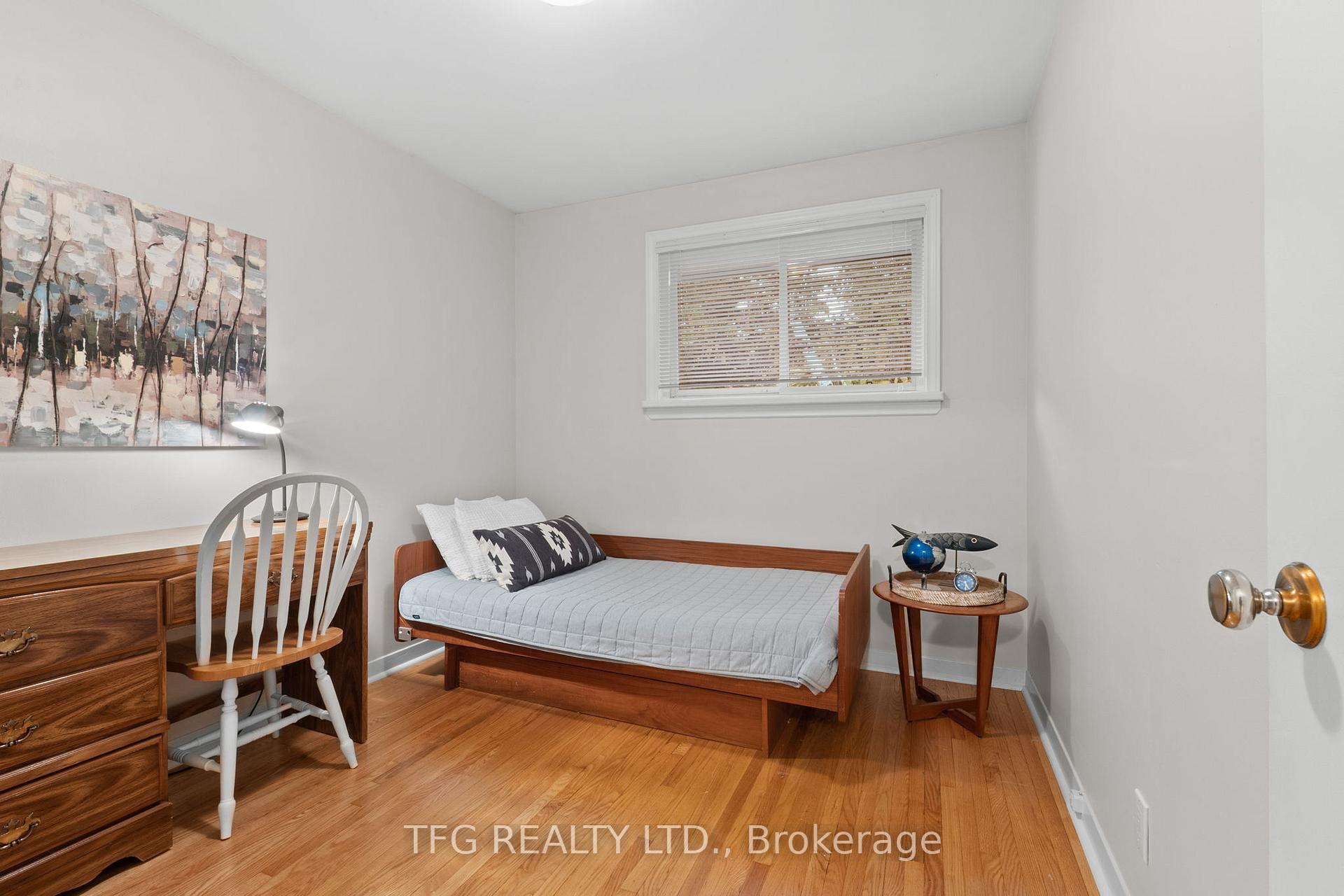 Photo 18 of 1005 Everton Road, Midland — HOMEH