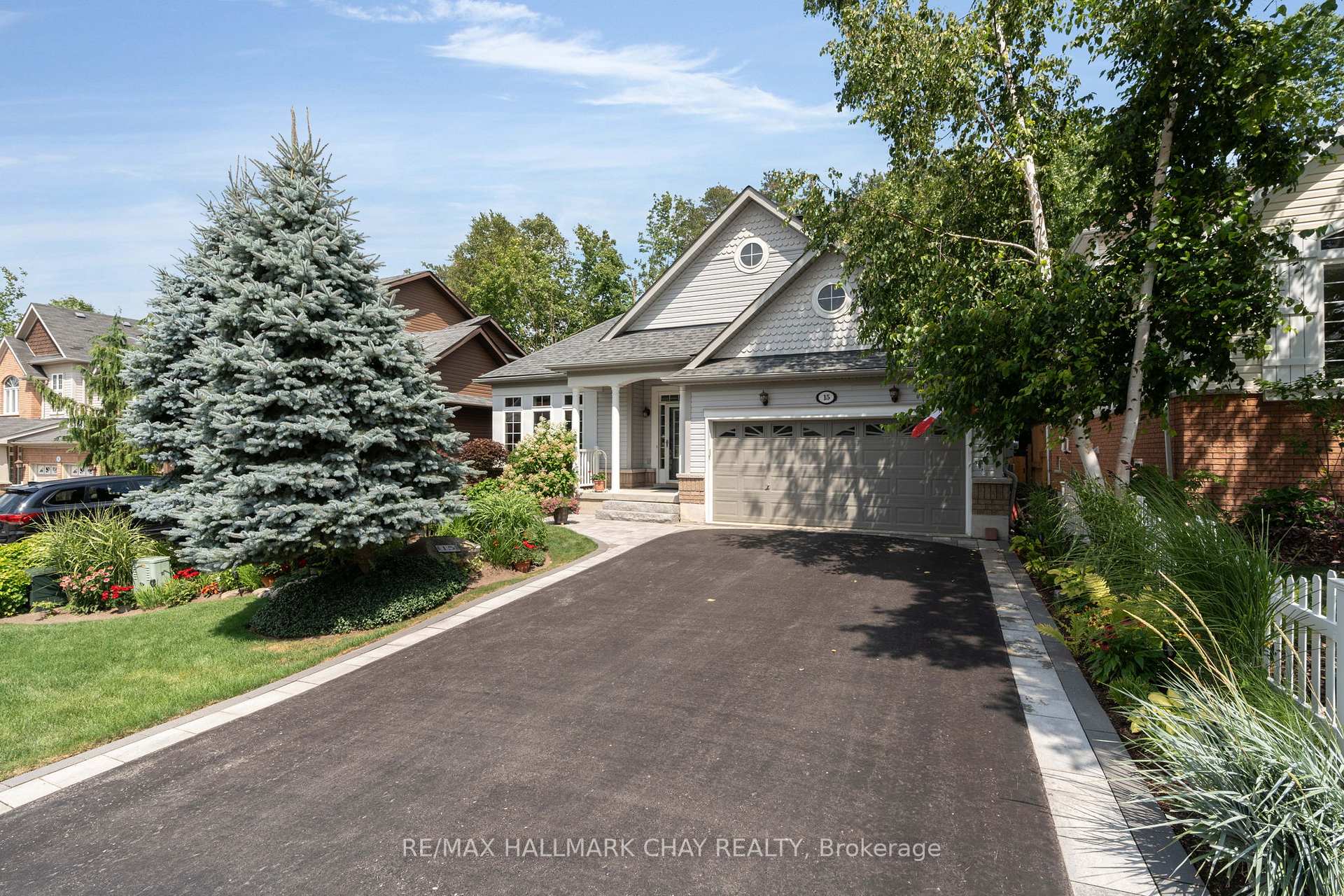 Photo 1 of 15 Oakmont Avenue, Oro-Medonte, Horseshoe Valley — HOMEH