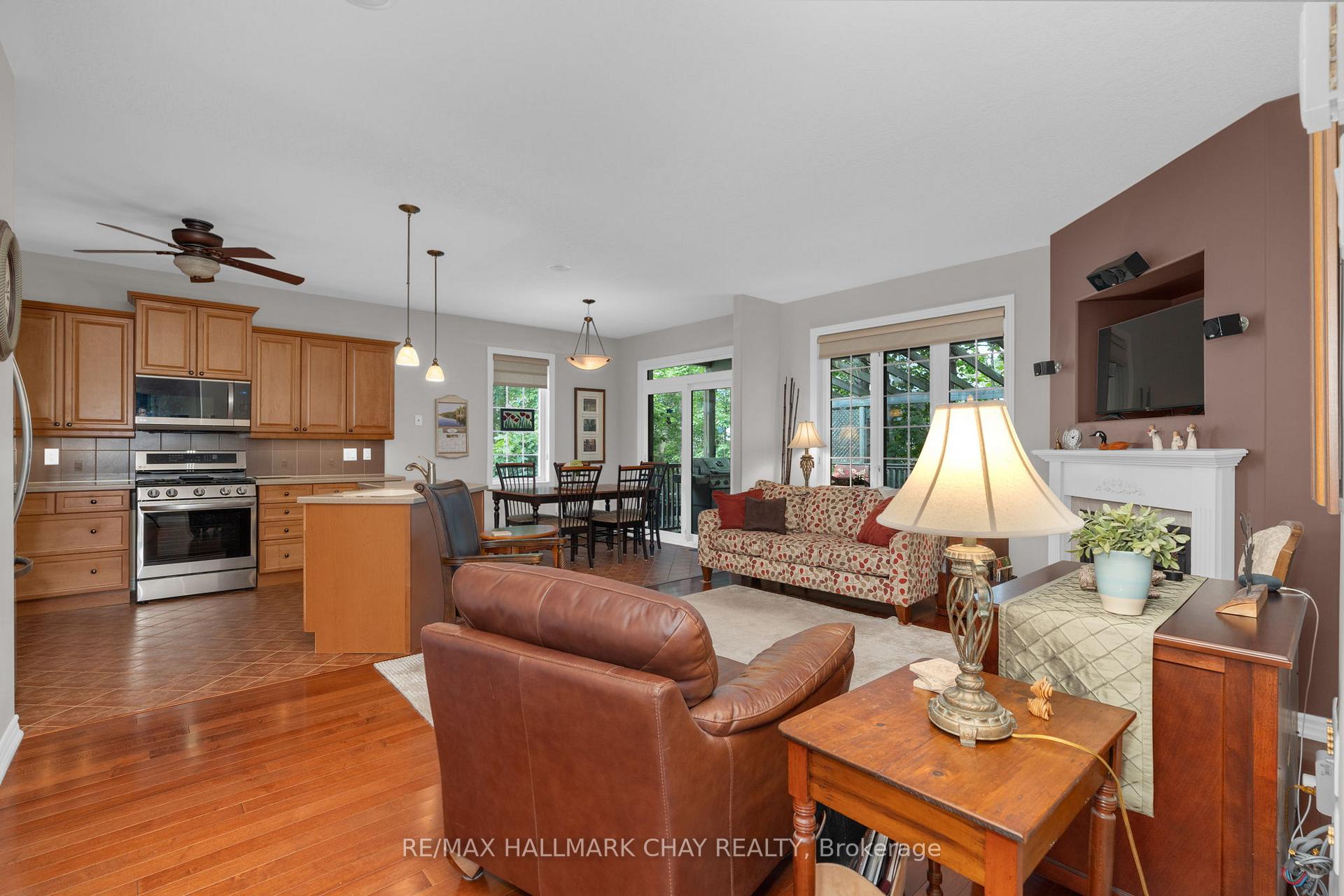 Photo 25 of 15 Oakmont Avenue, Oro-Medonte, Horseshoe Valley — HOMEH