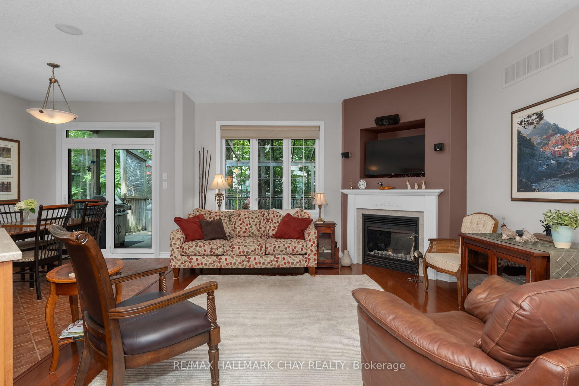 Photo 17 of 15 Oakmont Avenue, Oro-Medonte, Horseshoe Valley — HOMEH