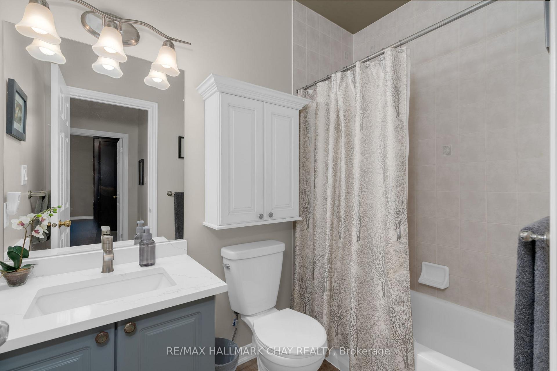 Photo 18 of 15 Oakmont Avenue, Oro-Medonte, Horseshoe Valley — HOMEH