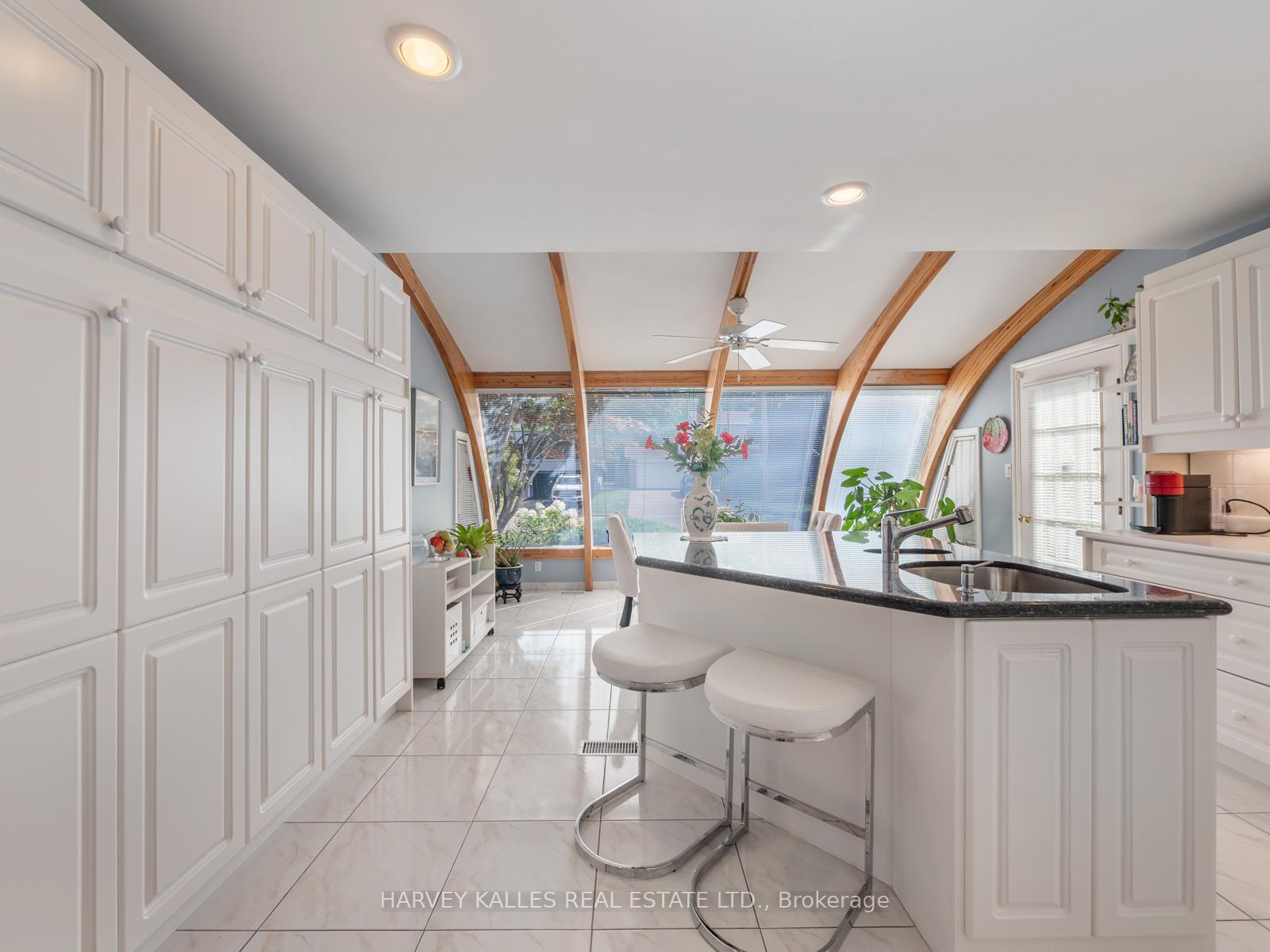 Photo 11 of 24 Delair Crescent, Markham, Grandview — HOMEH