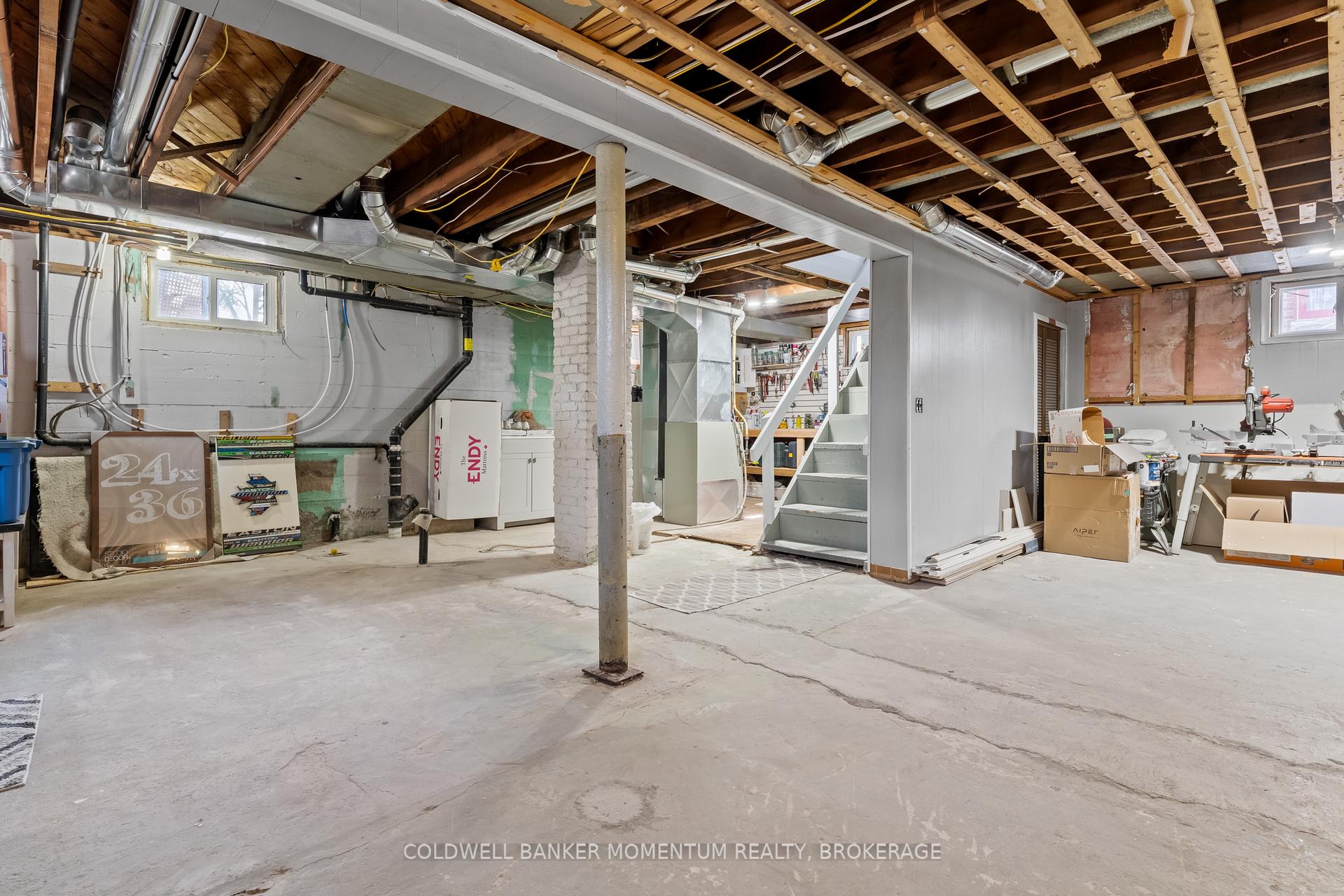 Photo 28 of 22 Fairburn Avenue, St. Catharines, Burleigh Hill — HOMEH