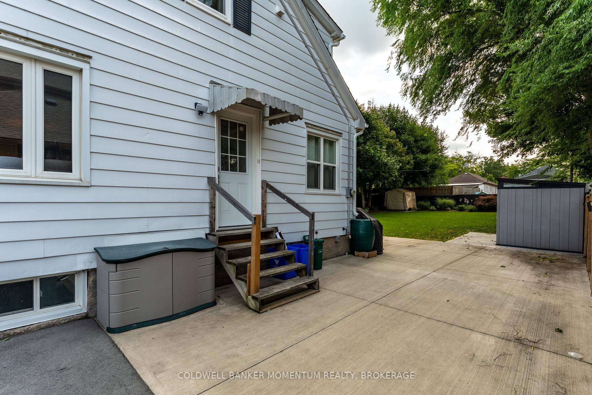 Photo 30 of 22 Fairburn Avenue, St. Catharines, Burleigh Hill — HOMEH