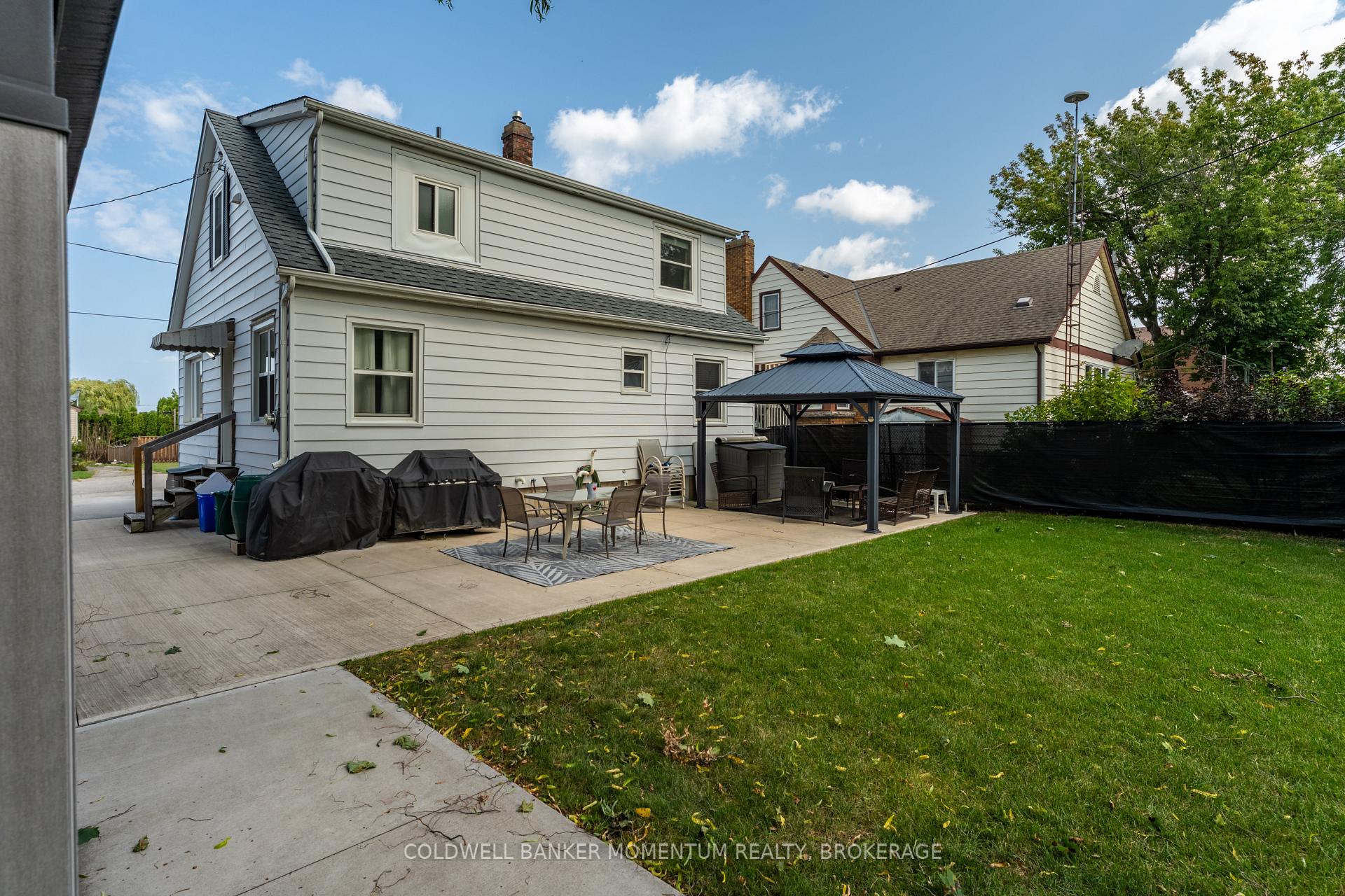 Photo 4 of 22 Fairburn Avenue, St. Catharines, Burleigh Hill — HOMEH