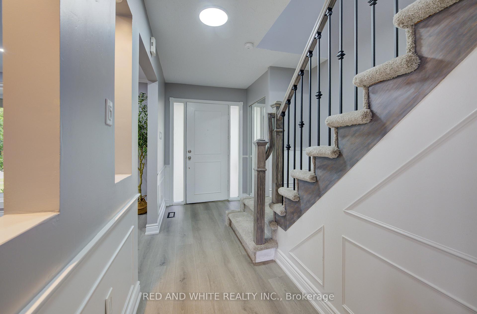 Photo 2 of 68 Parkview Crescent, Waterloo — HOMEH