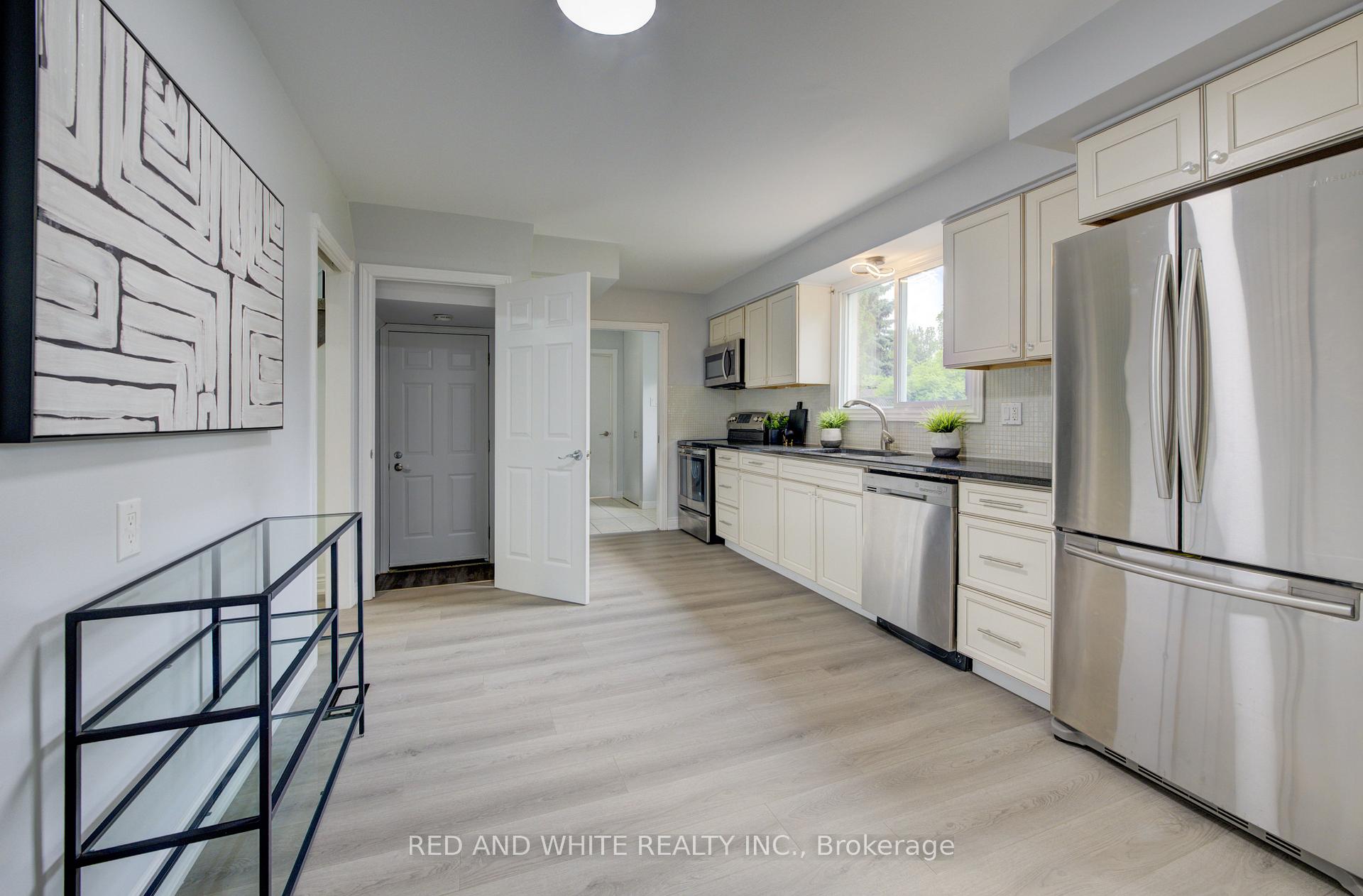 Photo 21 of 68 Parkview Crescent, Waterloo — HOMEH