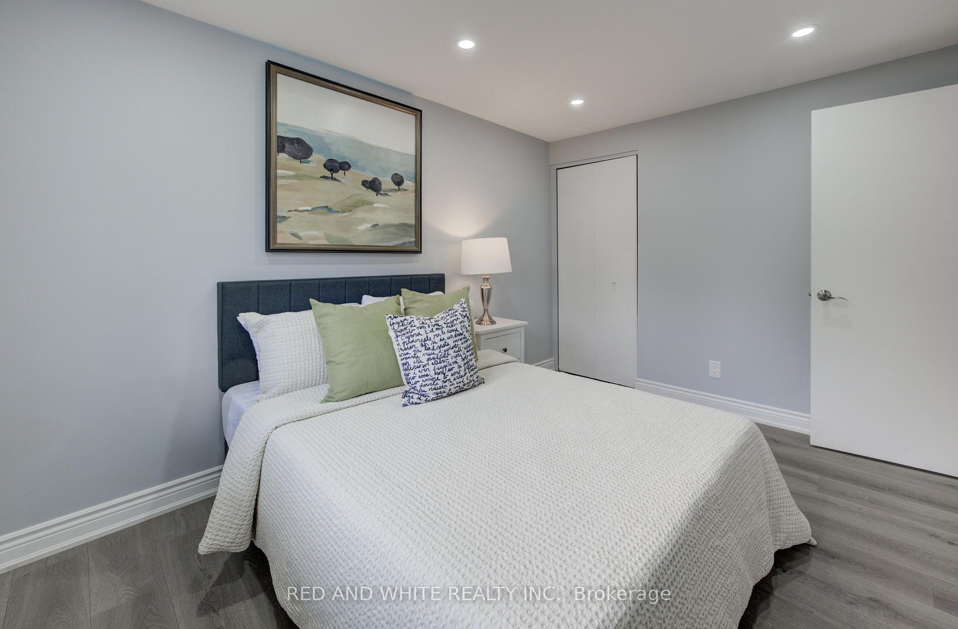 Photo 26 of 68 Parkview Crescent, Waterloo — HOMEH