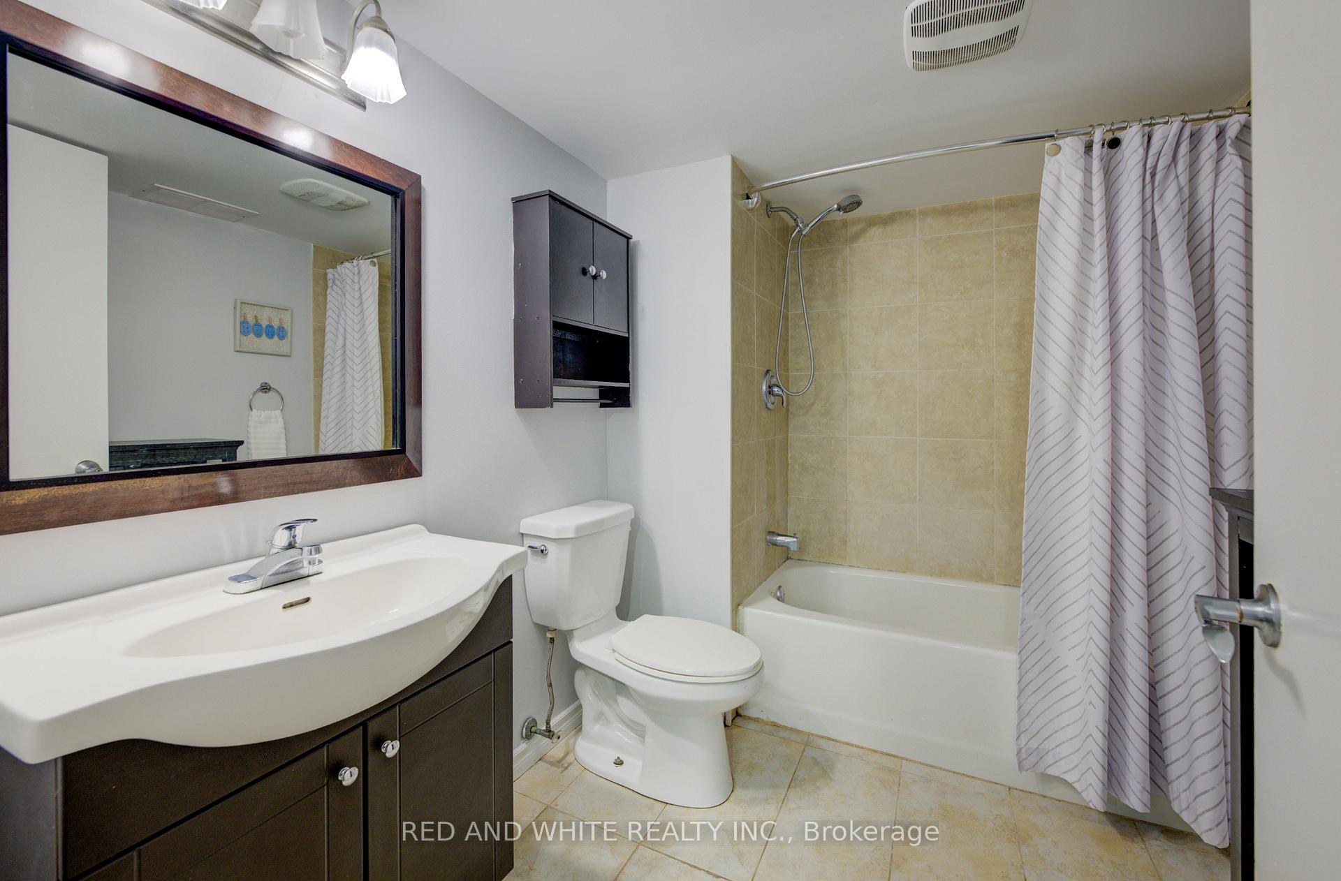 Photo 40 of 68 Parkview Crescent, Waterloo — HOMEH
