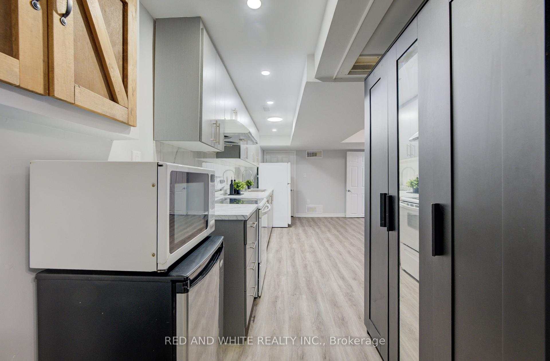 Photo 42 of 68 Parkview Crescent, Waterloo — HOMEH