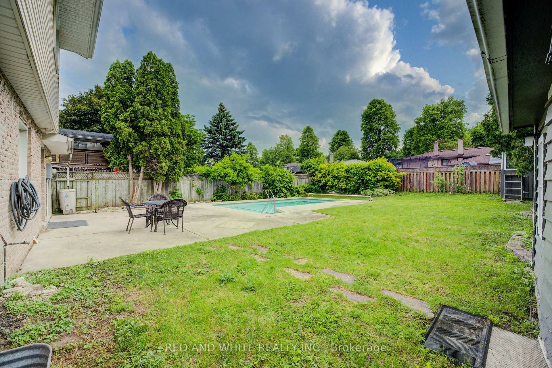 Photo 49 of 68 Parkview Crescent, Waterloo — HOMEH
