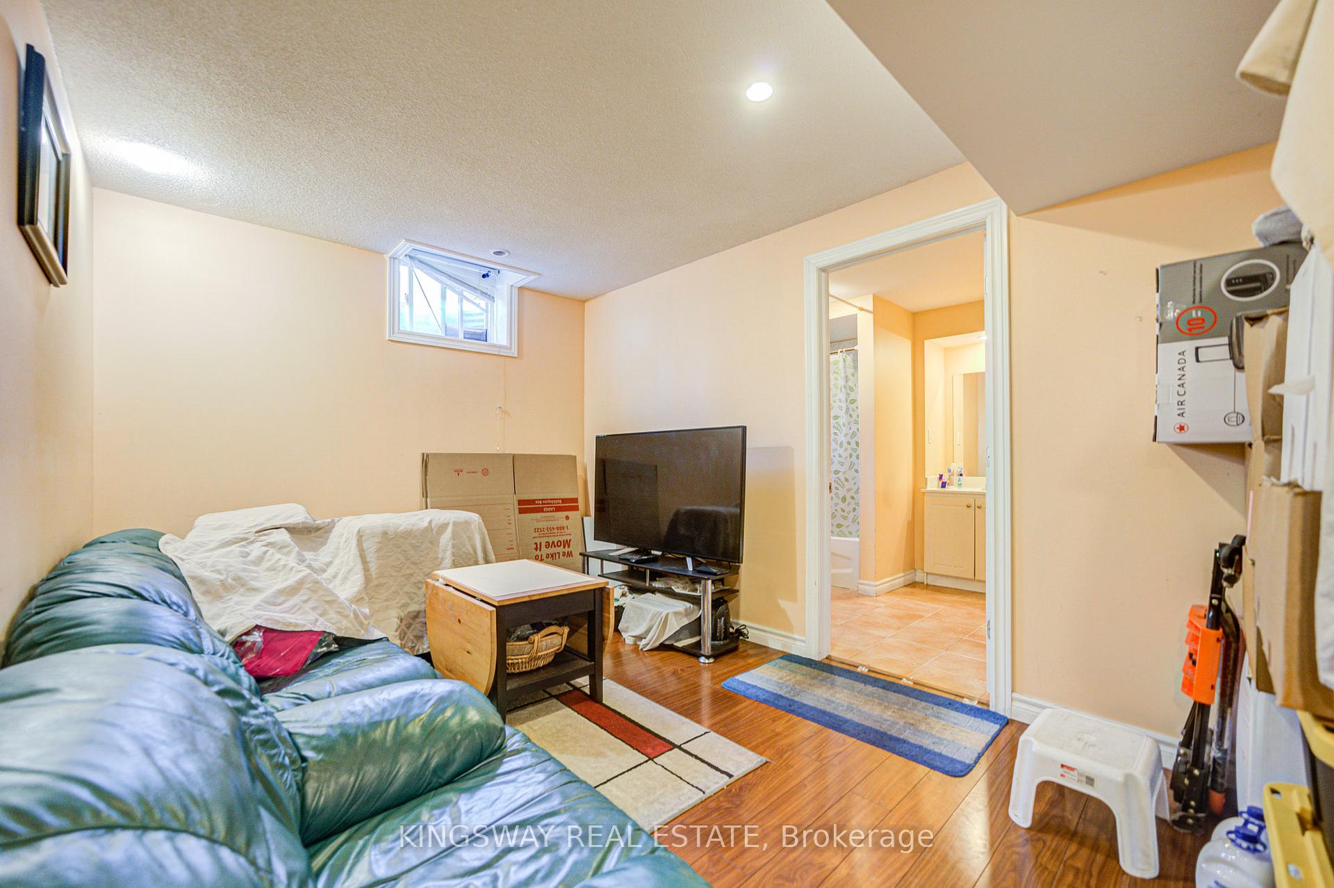 Photo 40 of 7 Bonavista Drive, Brampton, Credit Valley — HOMEH