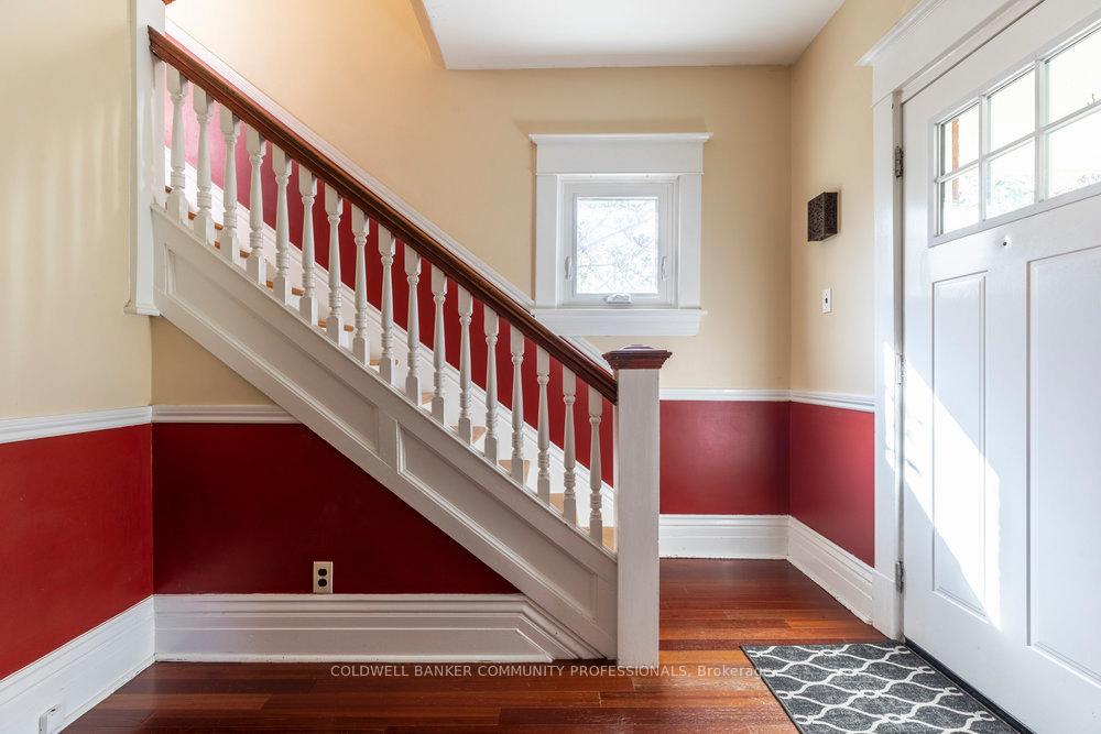 Photo 5 of 627 Eramosa Road, Guelph, Grange Road — HOMEH