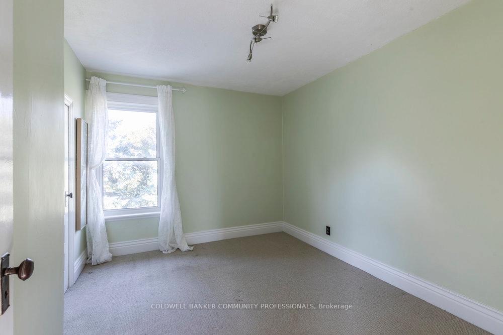 Photo 31 of 627 Eramosa Road, Guelph, Grange Road — HOMEH