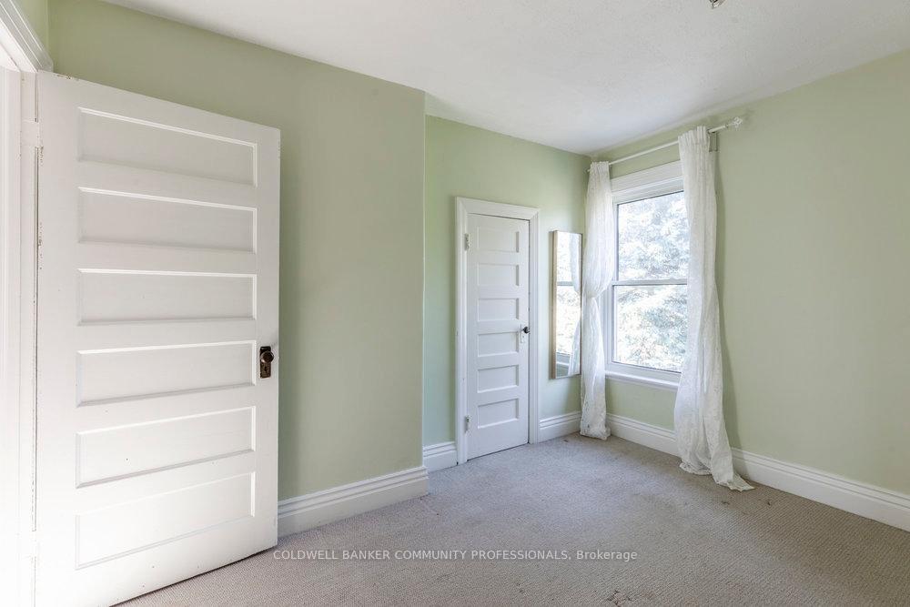 Photo 32 of 627 Eramosa Road, Guelph, Grange Road — HOMEH