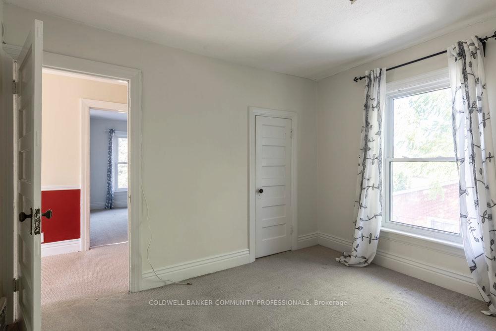 Photo 35 of 627 Eramosa Road, Guelph, Grange Road — HOMEH