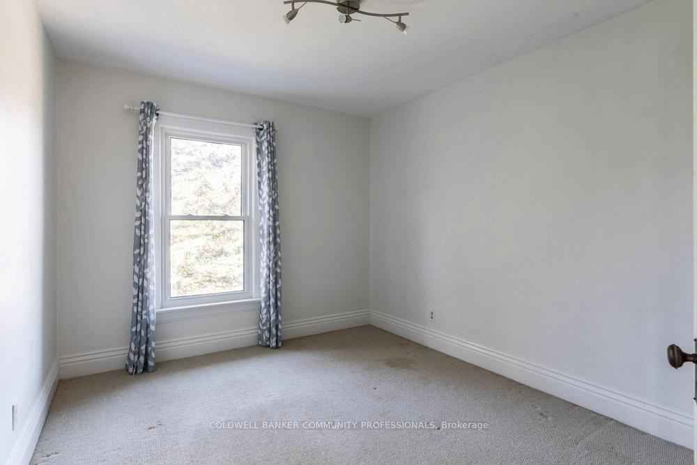 Photo 37 of 627 Eramosa Road, Guelph, Grange Road — HOMEH