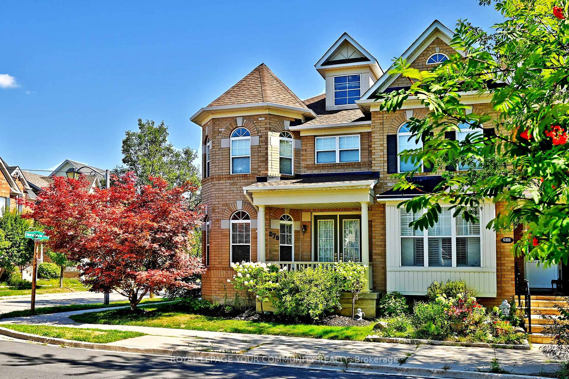 Photo 4 of 279 Country Glen Road, Markham, Cornell — HOMEH