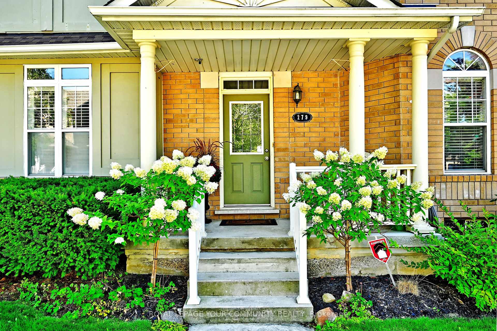 Photo 14 of 279 Country Glen Road, Markham, Cornell — HOMEH