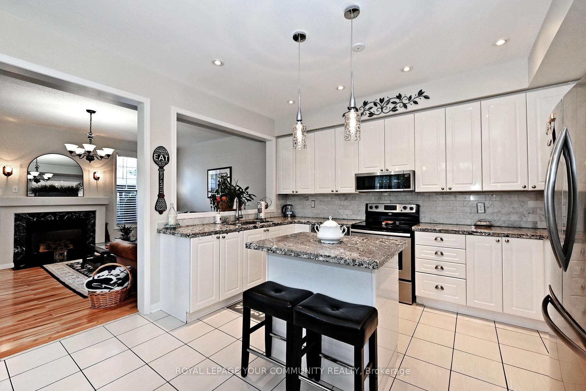 Photo 6 of 279 Country Glen Road, Markham, Cornell — HOMEH