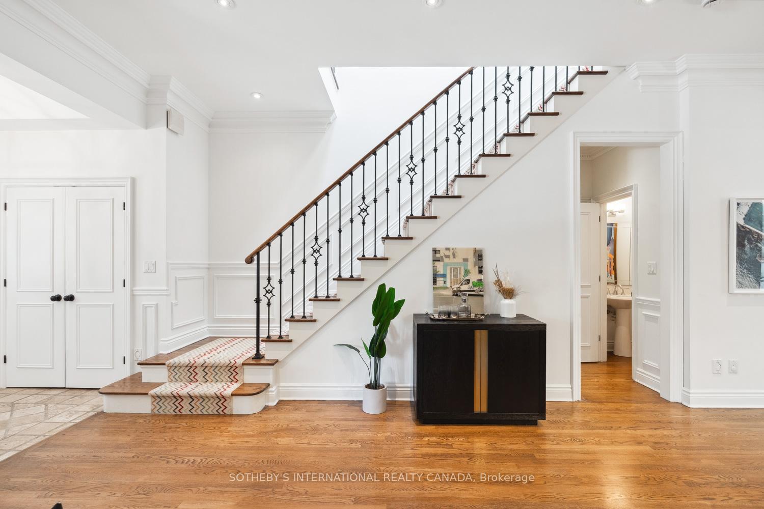 Photo 2 of 177 Dewbourne Avenue, Toronto, Humewood-Cedarvale — HOMEH