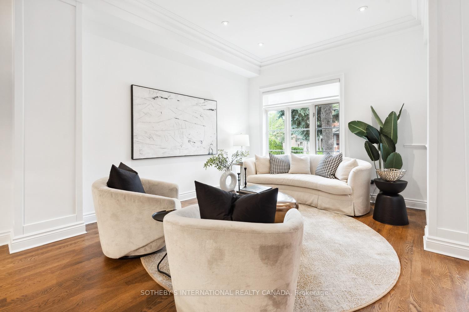 Photo 12 of 177 Dewbourne Avenue, Toronto, Humewood-Cedarvale — HOMEH