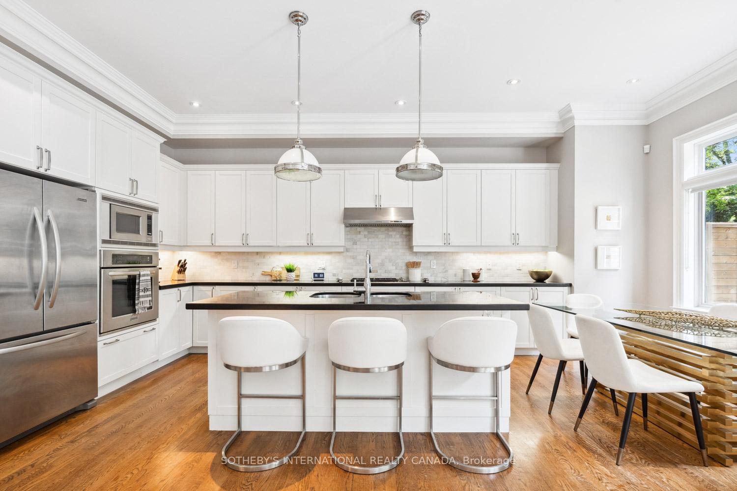 Photo 17 of 177 Dewbourne Avenue, Toronto, Humewood-Cedarvale — HOMEH