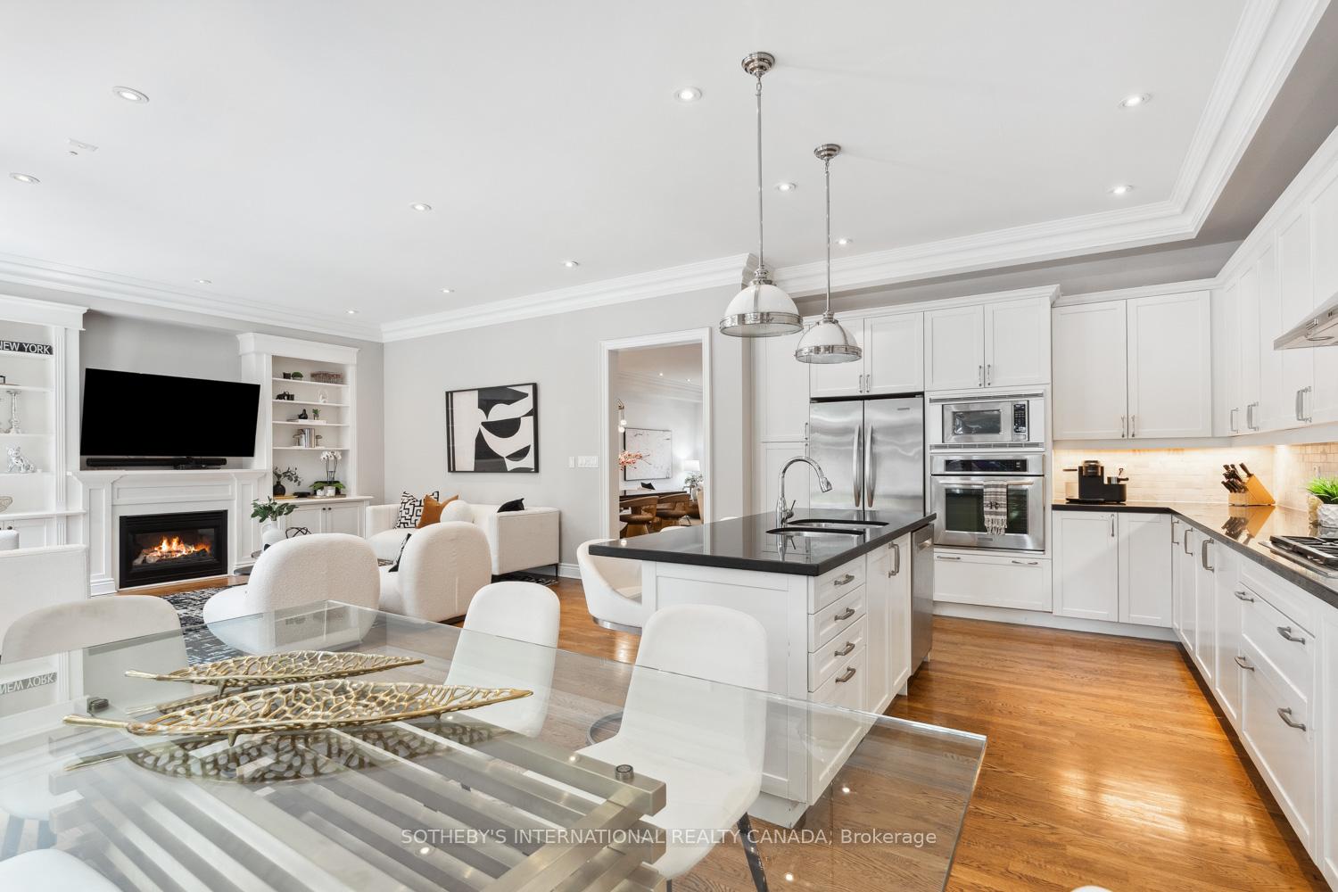 Photo 19 of 177 Dewbourne Avenue, Toronto, Humewood-Cedarvale — HOMEH