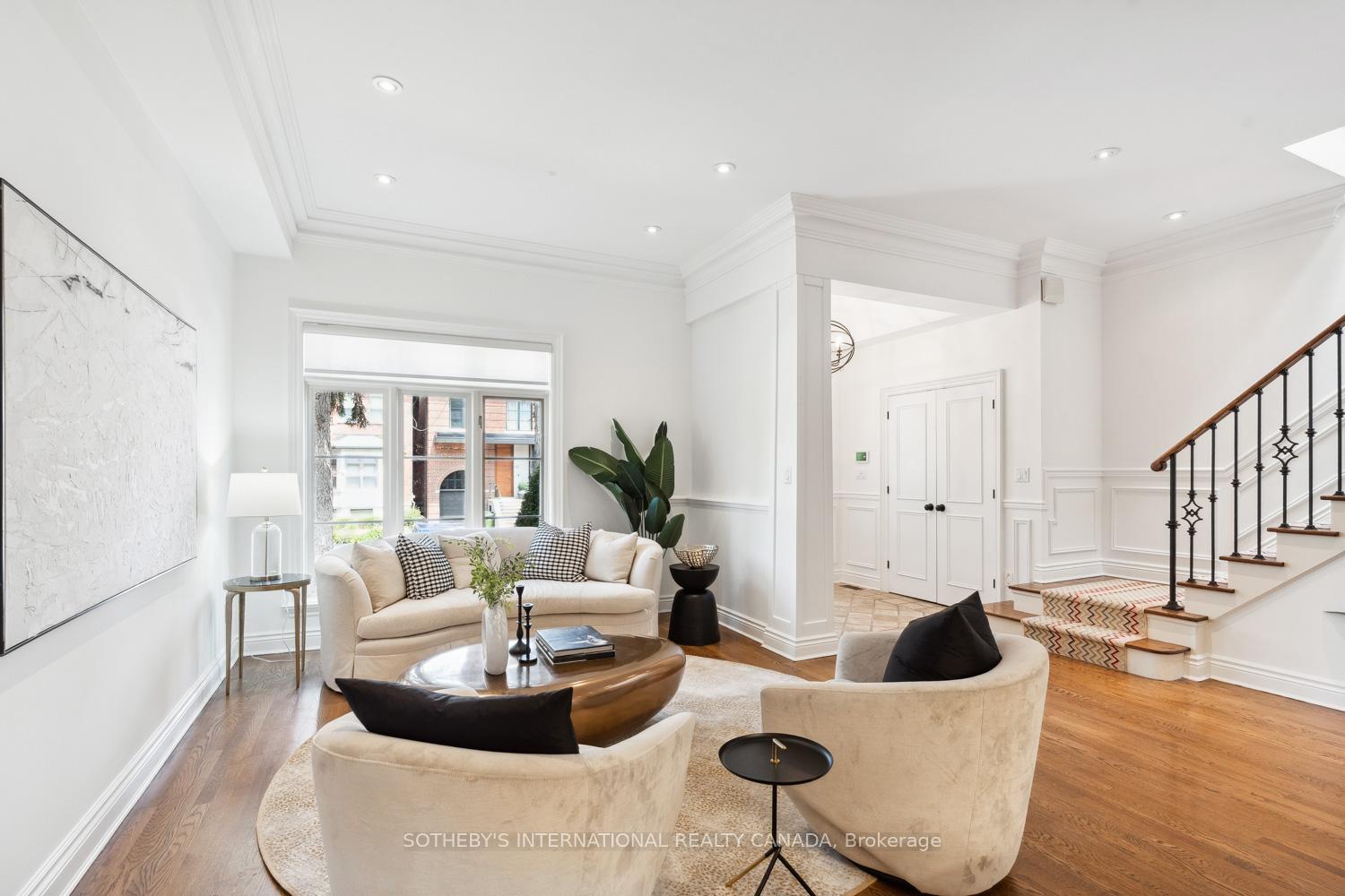 Photo 28 of 177 Dewbourne Avenue, Toronto, Humewood-Cedarvale — HOMEH