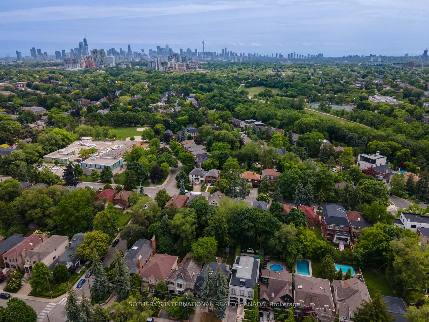 Photo 47 of 177 Dewbourne Avenue, Toronto, Humewood-Cedarvale — HOMEH
