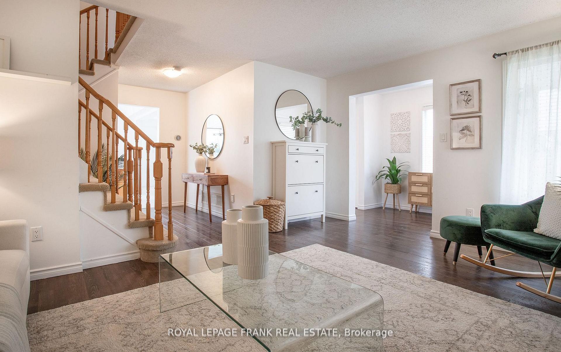 Photo 10 of 22 Windham Crescent, Clarington, Courtice — HOMEH