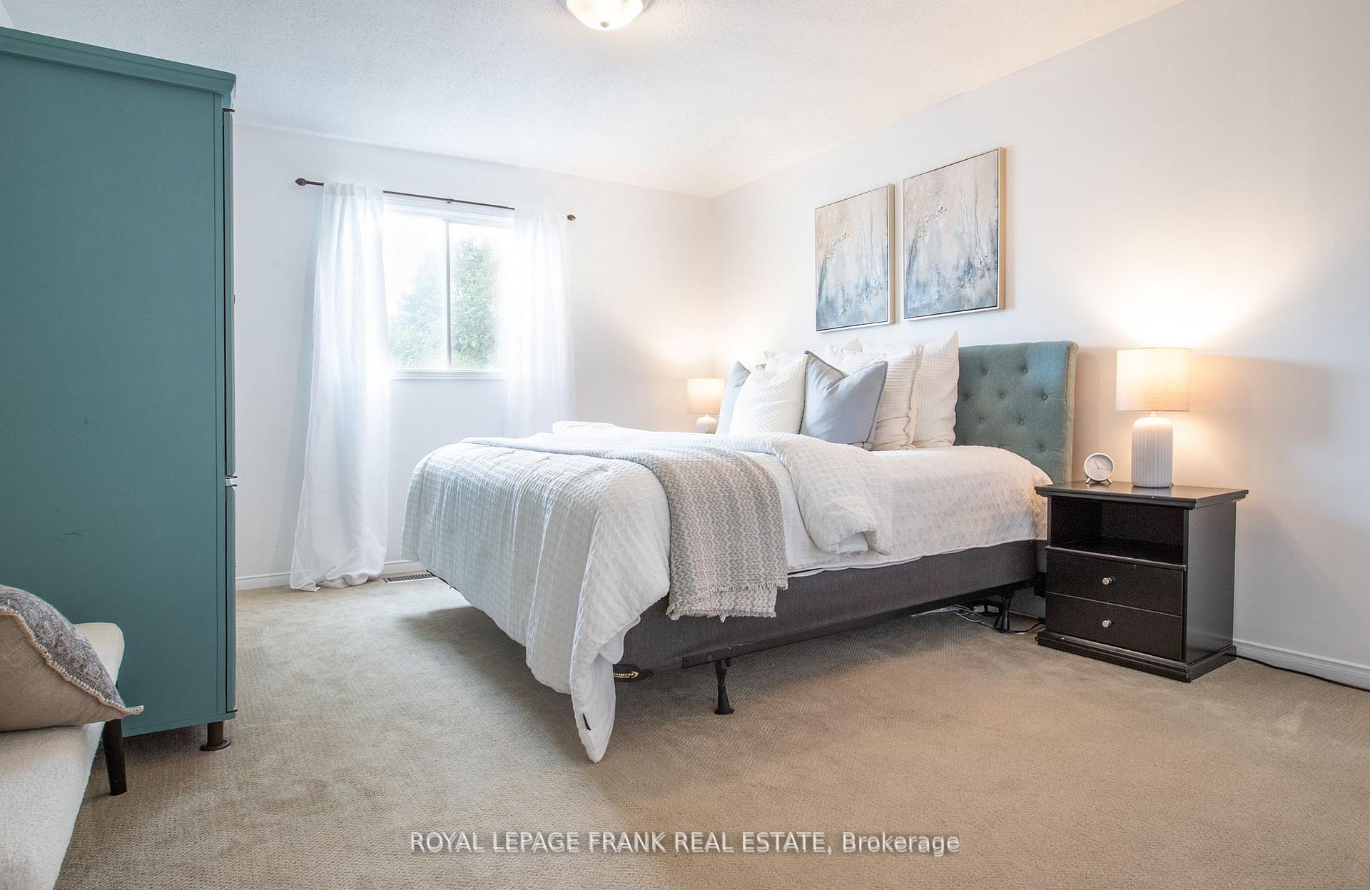 Photo 20 of 22 Windham Crescent, Clarington, Courtice — HOMEH