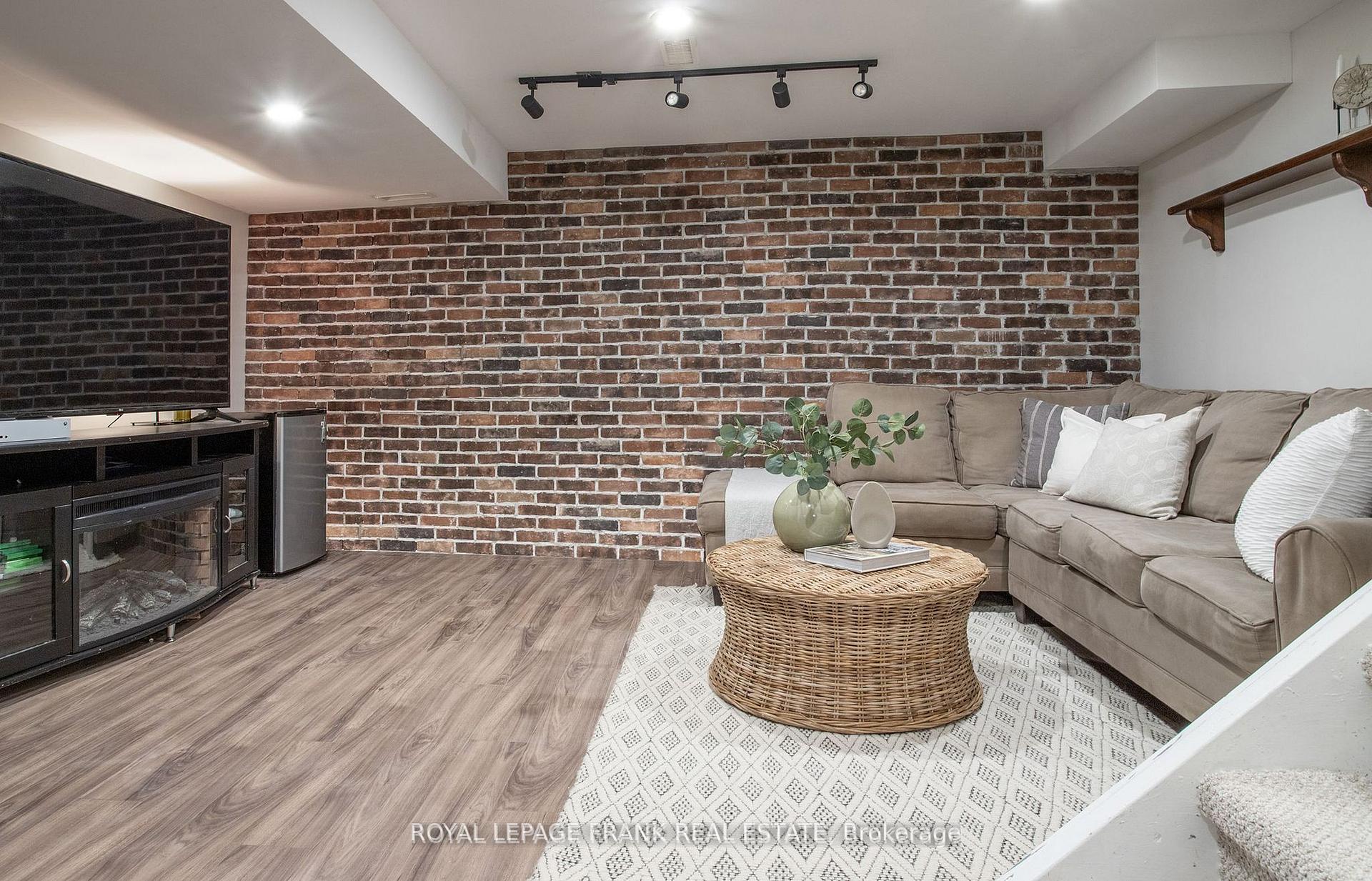 Photo 28 of 22 Windham Crescent, Clarington, Courtice — HOMEH