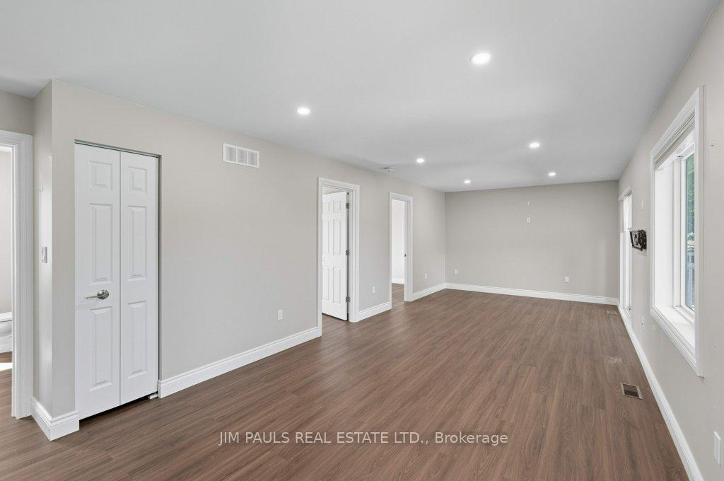 Photo 29 of 207 Spring Trail, Hamilton, Ancaster — HOMEH