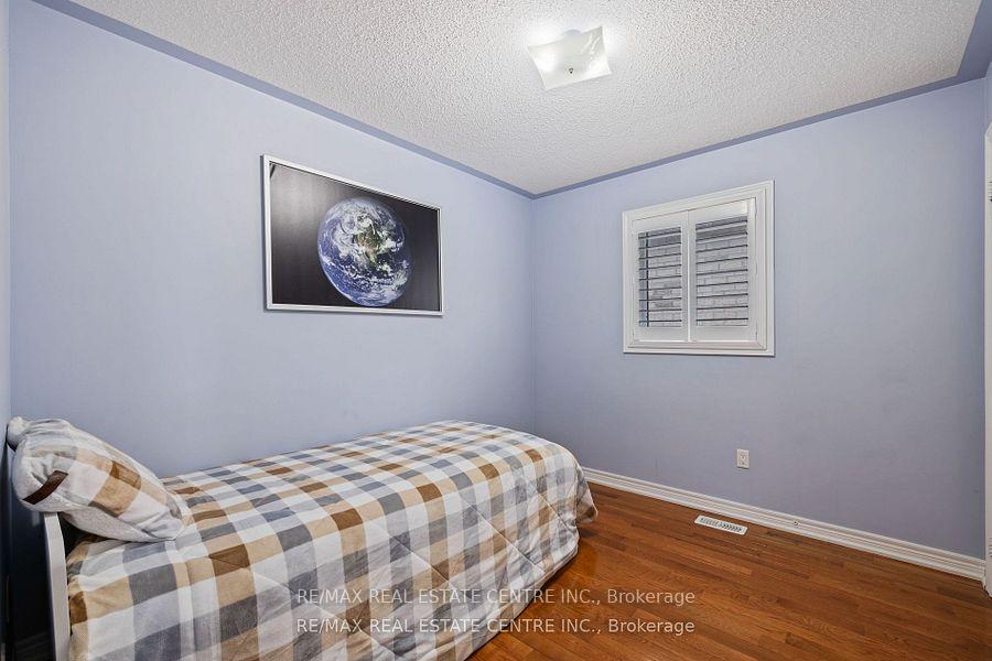 Photo 15 of 108 Ozner Crescent, Vaughan, Vellore Village — HOMEH