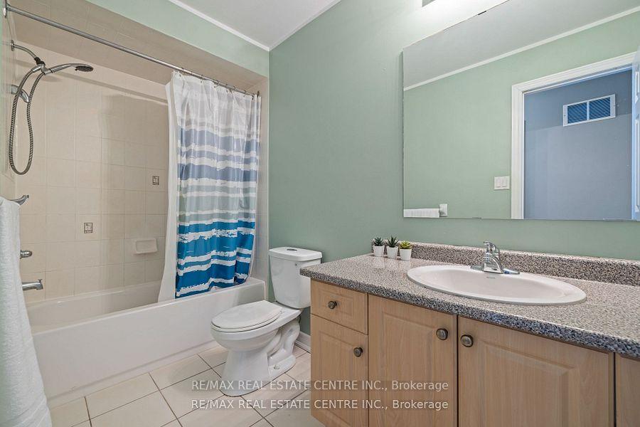 Photo 22 of 108 Ozner Crescent, Vaughan, Vellore Village — HOMEH
