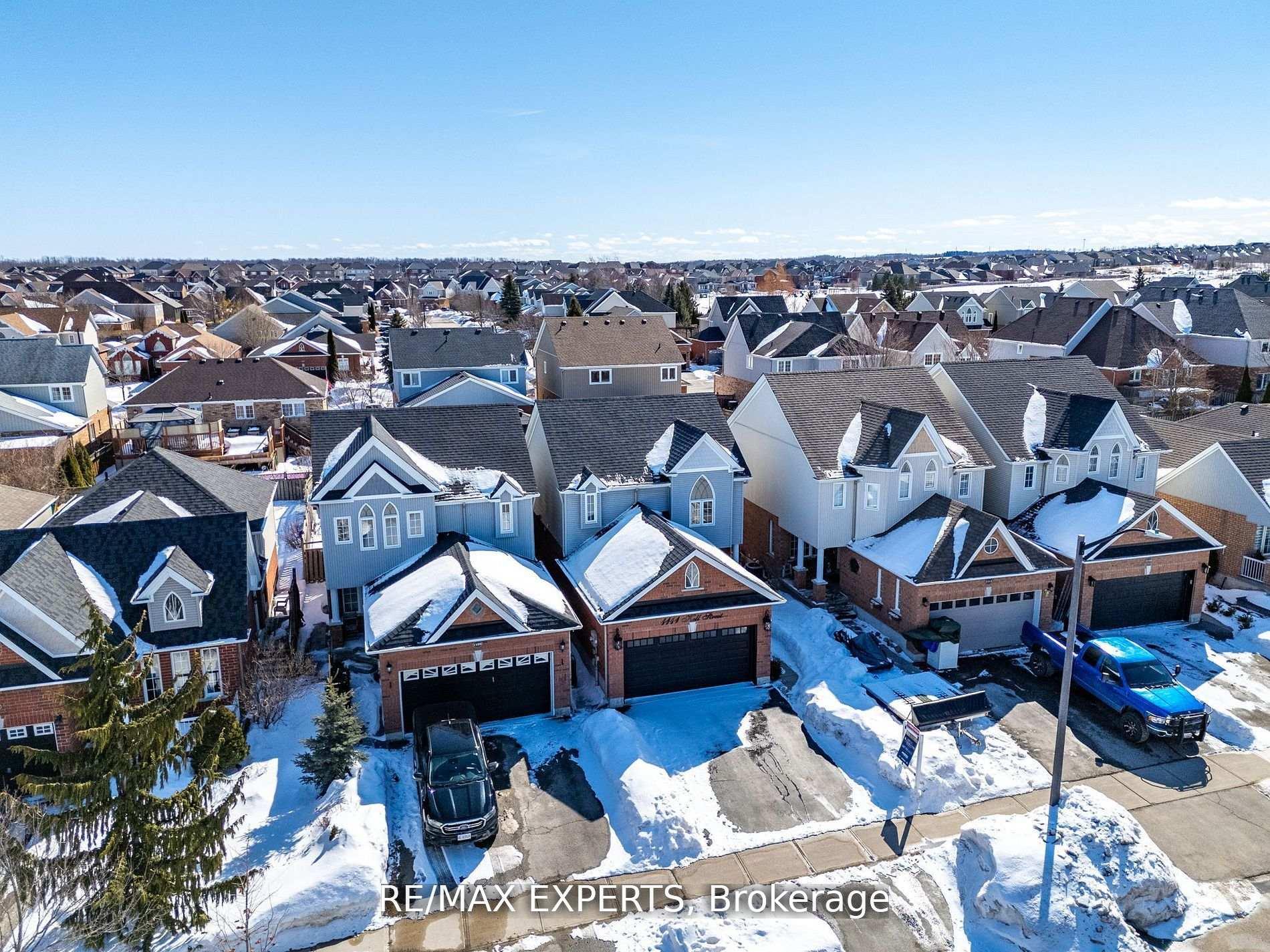 Photo 1 of 1111 Kell Street, Innisfil, Alcona — HOMEH