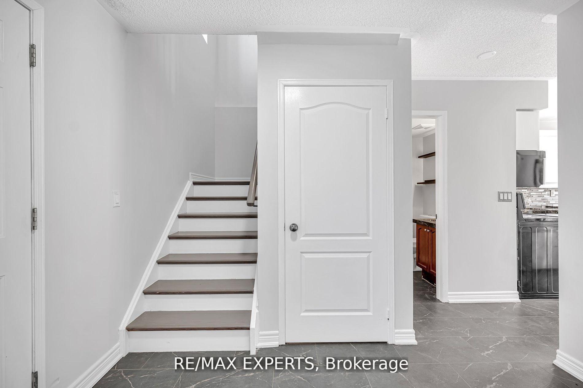 Photo 7 of 1111 Kell Street, Innisfil, Alcona — HOMEH