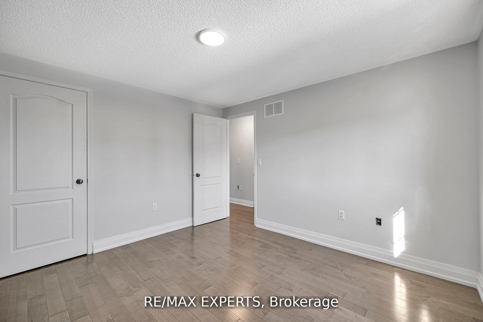 Photo 29 of 1111 Kell Street, Innisfil, Alcona — HOMEH