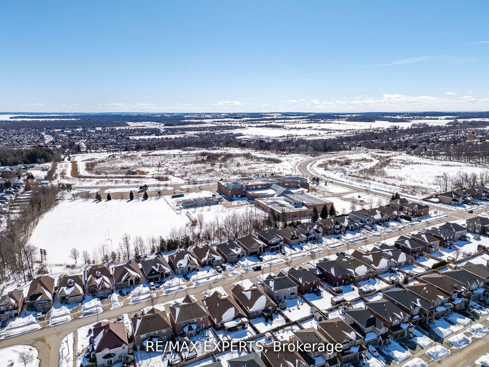 Photo 37 of 1111 Kell Street, Innisfil, Alcona — HOMEH