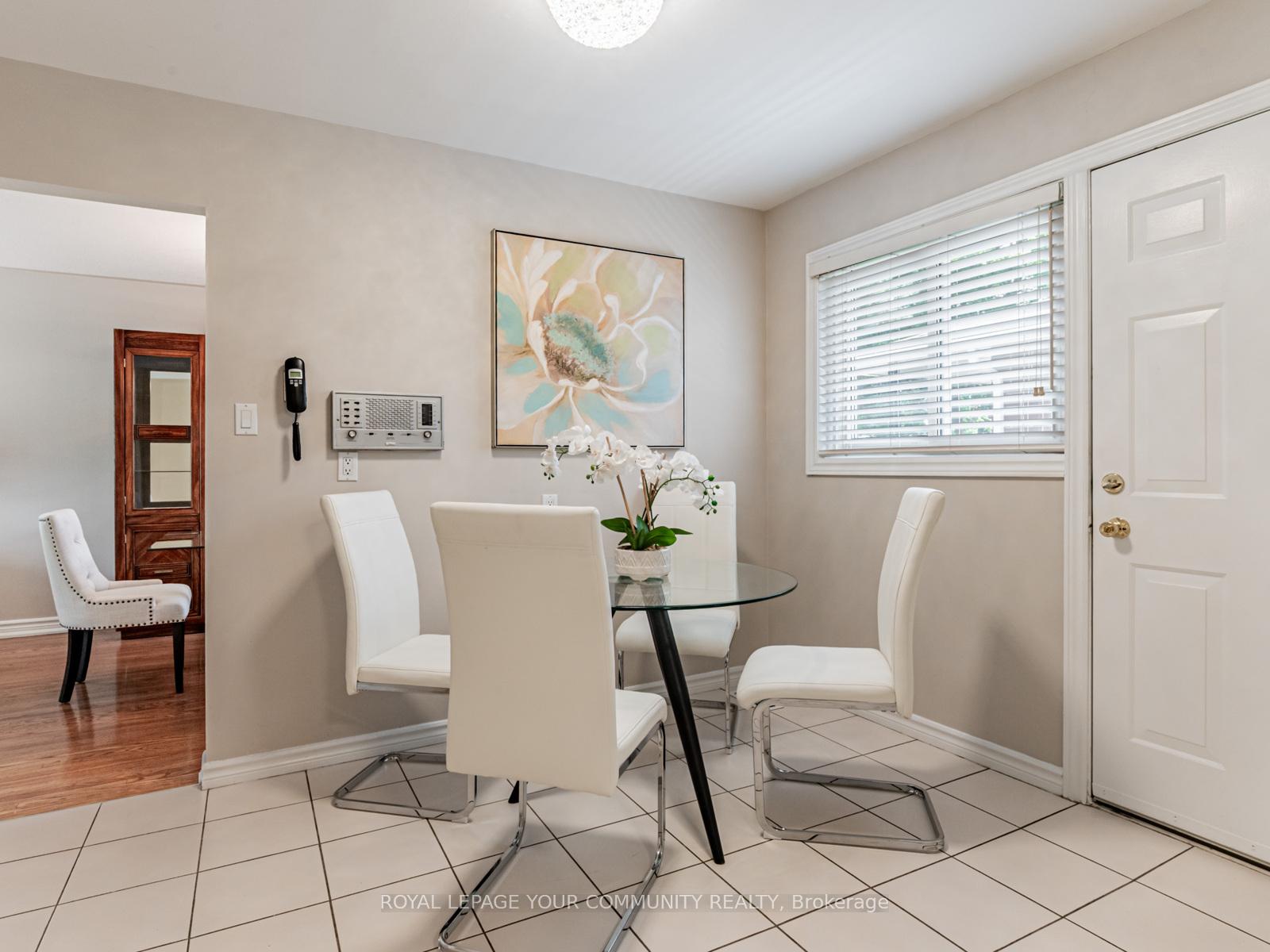 Photo 34 of 1 Thorny Brae Drive, Markham, Royal Orchard — HOMEH