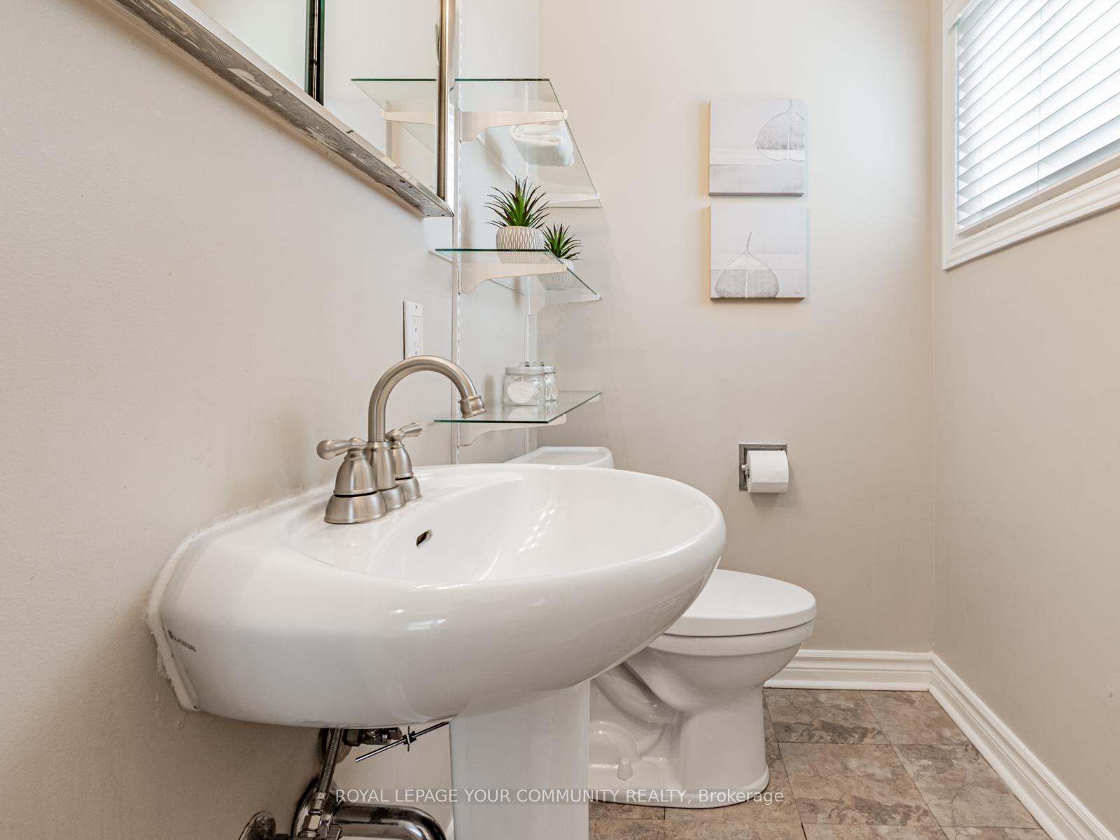 Photo 40 of 1 Thorny Brae Drive, Markham, Royal Orchard — HOMEH